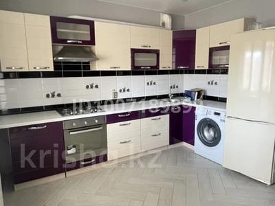 2-бөлмелі пәтер · 81 м² · 5/5 қабат, мкр. Алтын орда, Молдагулова 57в к1 — Молдагулова-Тауелсиздик, бағасы: 39 млн ₸ в Актобе