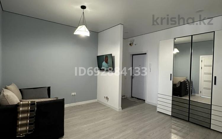 2-комнатная квартира · 40 м² · 13/13 этаж, Есенова 160/3 — Суюнбая Баянаульская за 250 000 ₸ в Алматы, Жетысуский р-н — фото 12