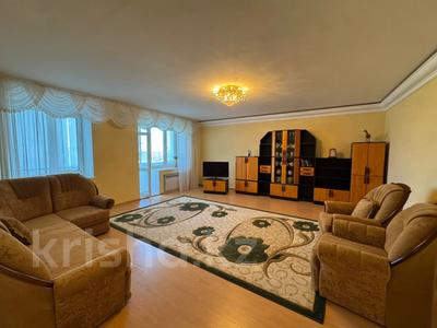 4-бөлмелі пәтер · 235.7 м² · 4/5 қабат, мкр 8, проспект абулхаирхана, бағасы: 83 млн ₸ в Актобе