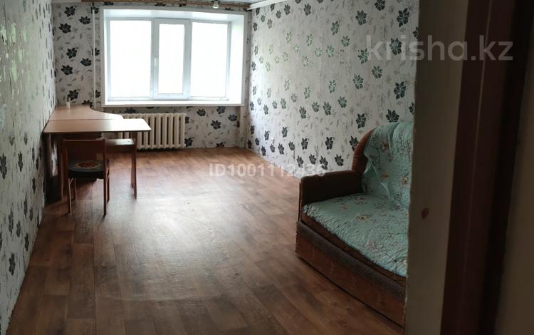 2-комнатная квартира · 47.4 м² · 2/5 этаж, 4 микрорайон 10 за 7 млн 〒 в Лисаковске — фото 6