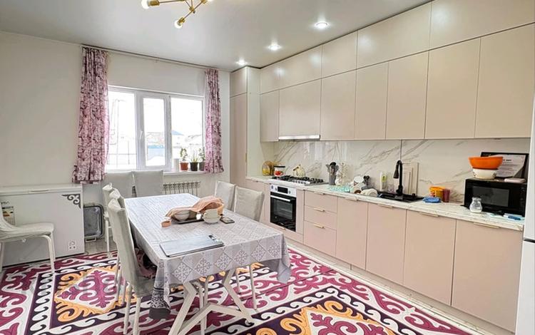 Отдельный дом · 4 комнаты · 150 м² · 13 сот., жилой массив Жанаконыс-2, Саулет за 29.9 млн 〒 в Актобе — фото 2