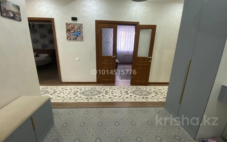 2-комнатная квартира · 80 м² · 4/9 этаж, мкр Центральный, Валиханова 13 Б за 41 млн ₸ в Атырау — фото 2