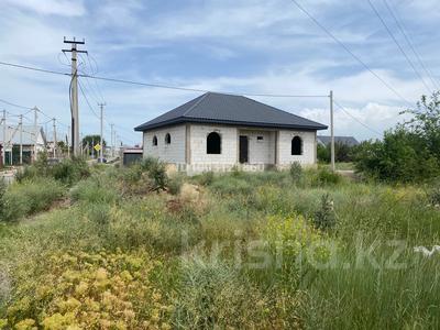 Отдельный дом · 4 комнаты · 143 м² · 5 сот., Абилхайыр 21 — Находится за 12 школы за 28.5 млн 〒 в Байсерке