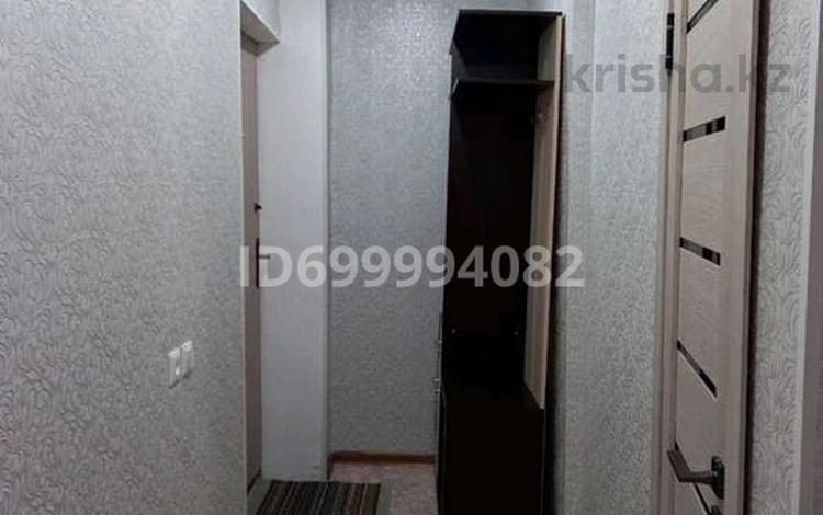 1-комнатная квартира · 35 м² · 1/5 этаж, Абая 8 — ТД &amp;quot;Шанырак&amp;quot;, аптека &amp;quot;Юна&amp;quot; за 12 000 〒 в Бурабае — фото 2