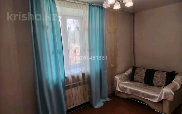2-комнатная квартира · 39.7 м² · 1/5 этаж, 4 микрорайон 31 — Находится рядом со школой #3 и ОВЦ за 9 млн ₸ в Риддере — фото 2