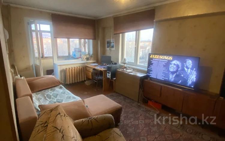 2-комнатная квартира, 41 м², 5/5 этаж, Бурова 29 за 13.5 млн 〒 в Усть-Каменогорске — фото 2