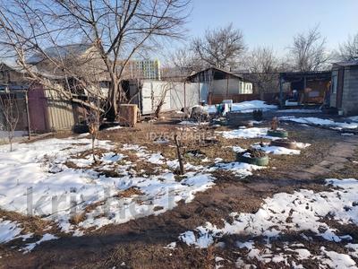 Дача · 2 комнаты · 70 м² · 7 сот., мкр Шугыла — Абай дача, пересечение с улицей Строительная - Рассвет за 40 млн 〒 в Алматы, Наурызбайский р-н