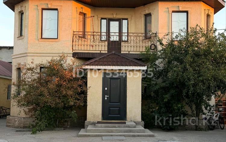 Дом · 6 комнат · 250 м², мкр Атырау, Алия Молдагулова 49 — Тайманова за 80 000 ₸ — фото 2