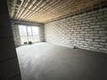 Үйдің бір бөлігі · 6 бөлме · 180 м² · 7.5 жүзд., Ансар 94 — Продам новый частный дом на участке 7,5 соток (ЛПХ) Продается просторный и качественно построенный дом 2026 года постройки. Характеристики дома: * Размер дома: 14 × 17 м. * Общая площадь по полу: 180 м². * Участок: 7,5 соток, ЛПХ. * Год постройки: 2026. Строительные материалы и преимущества: * Надежный фундамент глубиной до 1 метра с армированием российской арматурой. * Бетон марки М350. * Стены из автоклавного газоблока. * Кровля из модульной металлочерепицы цвета «Антрацит», толщина металла 0,47 мм. * Качественная стропильная система из сосны. * Полностью утепленная крыша эковатой. * Напольное покрытие — ламинат 33 класса, толщина 8 мм. * Установлен мощный газовый котел на 420 м². Дом строился для себя с использованием качественных материалов и соблюдением строительных норм. Отличный вариант для комфортного проживания большой семьи. По всем вопросам звоните или пишите., бағасы: 57 млн ₸ в Кемертогане — фото 42