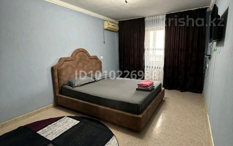1-комнатная квартира · 45 м² · 3/5 этаж, Мкр 3а — Рядом рынок мурагер за 10 000 ₸ в Атырау, мкр Привокзальный-3А — фото 2