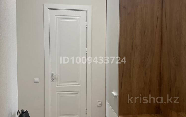 2-комнатная квартира · 48 м² · 9/16 этаж, Шамши Калдаякова — Сарыкол за 350 000 ₸ в Астане, Алматы р-н — фото 2