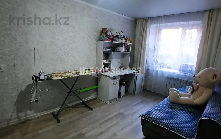 2-бөлмелі пәтер · 56 м² · 1/10 қабат, Достоевского 186 — Остановка Церквь , рядом стадион Спартак, бағасы: 22.4 млн ₸ в Семее — фото 2
