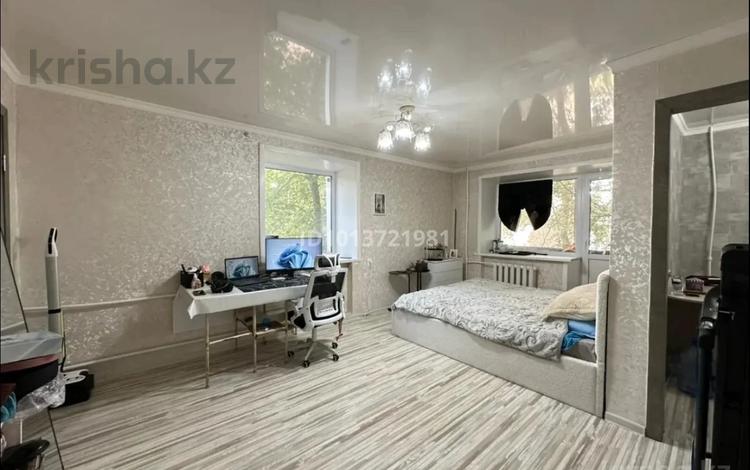 1-комнатная квартира · 30 м² · 2/5 этаж, Лободы 42 за 14.6 млн ₸ в Караганде, Казыбек би р-н — фото 9