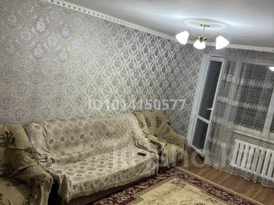 3-бөлмелі пәтер · 65 м² · 2/5 қабат, Самал ш/а., бағасы: 140 000 ₸ в Таразе, мкр Самал
