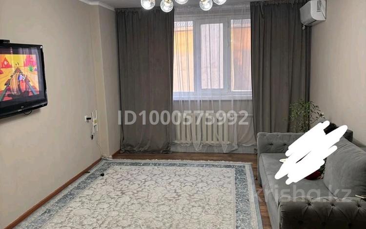 3-бөлмелі пәтер · 63 м² · 5/5 қабат, мкр СМП 163 3 — Дина базар, бағасы: 17 млн ₸ в Атырау — фото 2