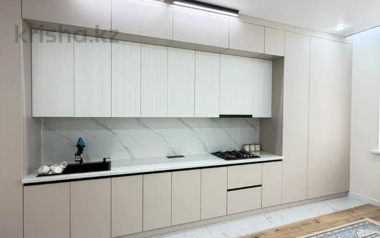 1-комнатная квартира · 52 м² · 3/5 этаж, мкр. Алтын орда за 20.5 млн ₸ в Актобе — фото 3