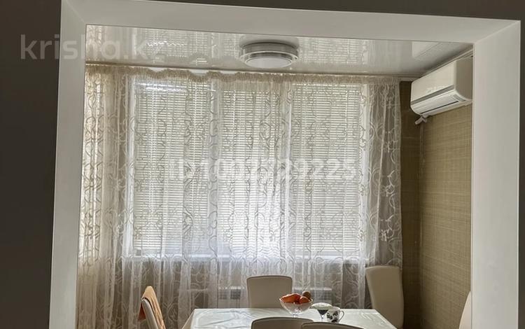 3-бөлмелі пәтер · 60.6 м² · 4/5 қабат, 14-й мкр 4 — Рядом с ЖК Изумрудный, бағасы: 25 млн ₸ в Актау — фото 2