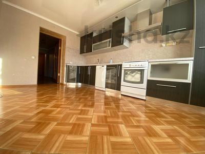 3-комнатная квартира · 100.5 м² · 3/5 этаж, Пушкина 140/1 за 36 млн 〒 в Костанае