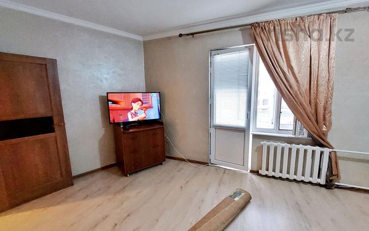 1-комнатная квартира, 46 м², 2/5 этаж помесячно, Каратал 14а