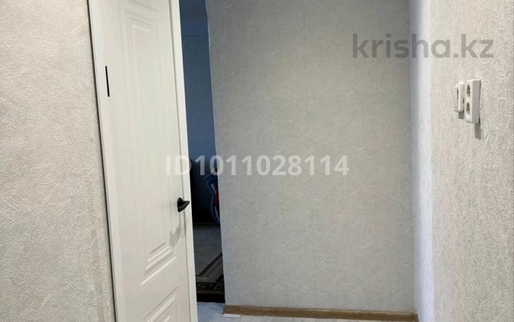 1-комнатная квартира · 32.3 м² · 4/5 этаж, 14- микрорайон 5 за 13.2 млн ₸ в Семее — фото 2