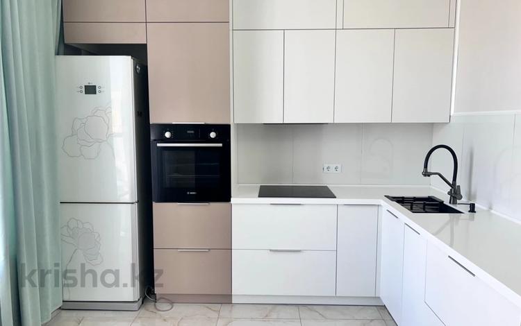 3-комнатная квартира · 87 м² · 8/9 этаж, Жумекен Нажимеденов 52а — А-426 за 45.5 млн ₸ в Астане, Сарайшык р-н — фото 17