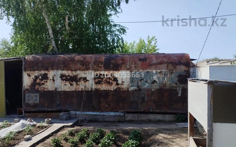 Гараж · Аэропорт 6/1 — Конечка Юности за 1 млн 〒 в Семее, Красный Кордон — фото 2