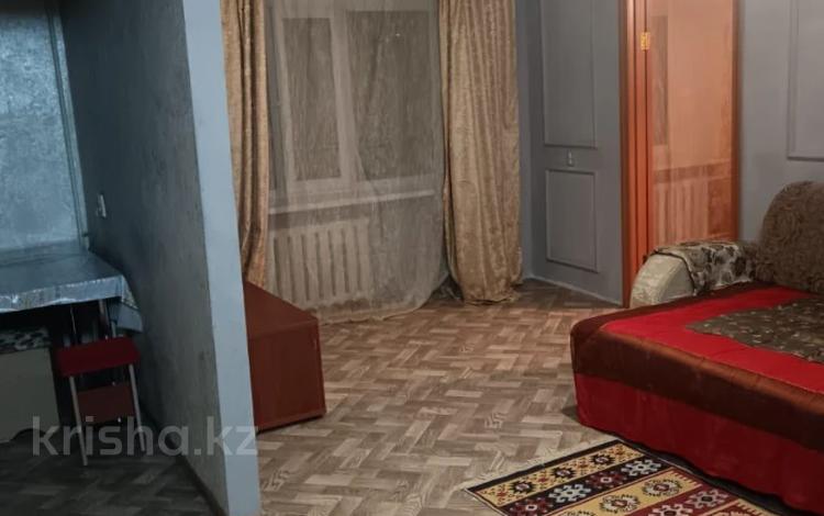 3-комнатная квартира · 56 м² · 2/5 этаж, Момышулы 11 за 24 млн ₸ в Семее — фото 9