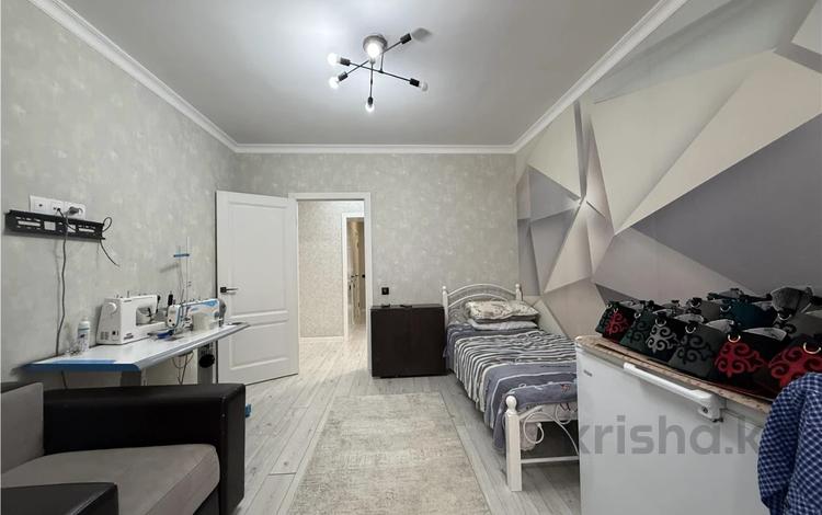 4-бөлмелі пәтер · 110 м² · 6/9 қабат, Юго-Восток ш/а., Муканова 86, бағасы: 48 млн ₸ в Караганде, Казыбек би р-н — фото 14