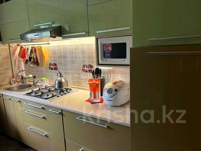 2-бөлмелі пәтер · 50 м² · 1/2 қабат, Сейфуллина — ул. Сейфуллина уг. Жумабаева, бағасы: 220 000 ₸ в Алматы, Турксибский р-н