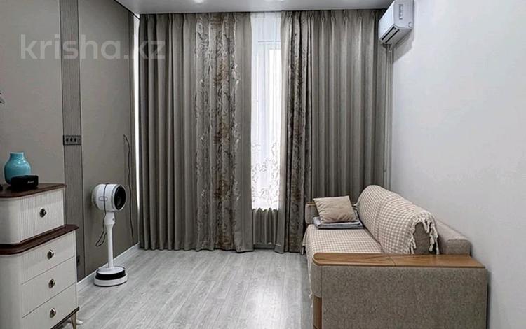 2-комнатная квартира · 56 м² · 6/6 этаж, Илтипат — Абая - Яссауи за 340 000 ₸ в Алматы, Наурызбайский р-н — фото 2