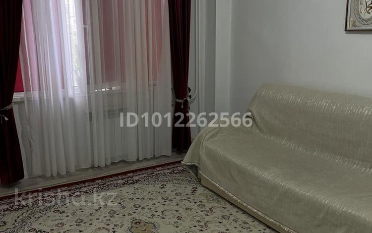 3-бөлмелі пәтер · 67 м² · 2/5 қабат, Нұрсая ш/а., Болашақ 51, бағасы: 25 млн ₸ в Атырау, мкр Нурсая — фото 2