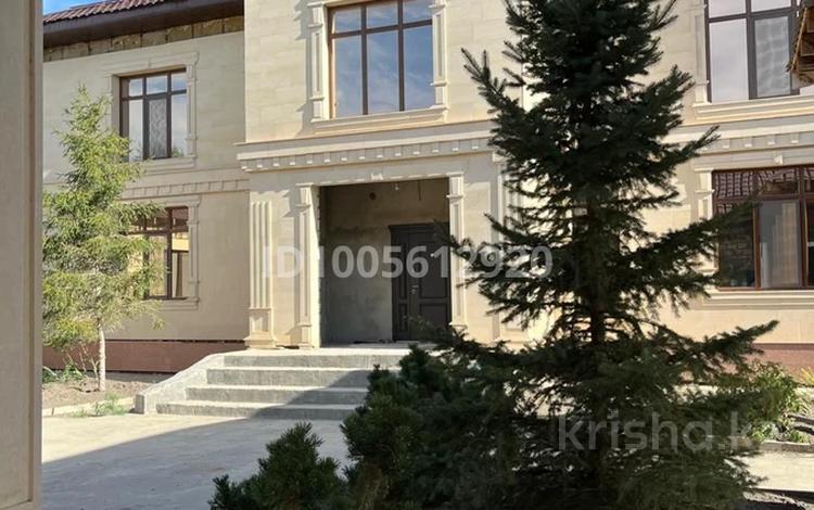 Отдельный дом · 7 комнат · 530 м² · 10 сот., мкр Нурсая-3, 5 12 за 180 млн ₸ в Атырау — фото 7