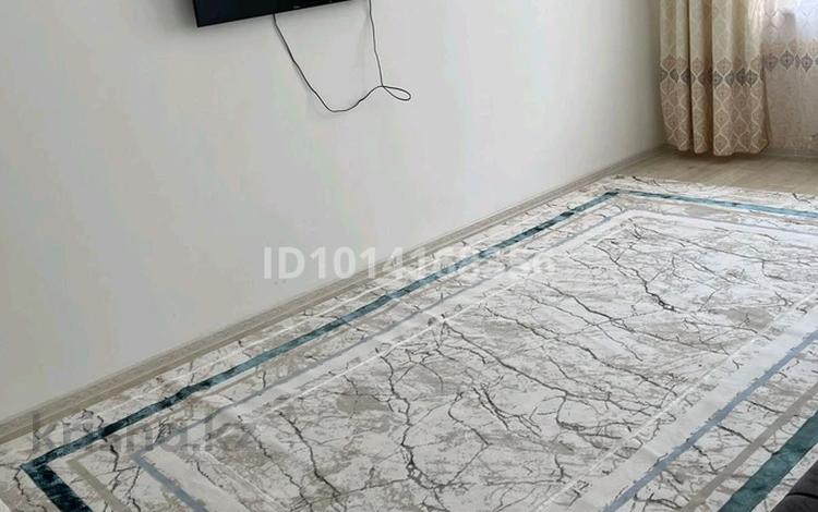 2-комнатная квартира · 55 м² · 3/12 этаж, мкр Акбулак, Дарабоз за 250 000 ₸ в Алматы, Алатауский р-н — фото 2