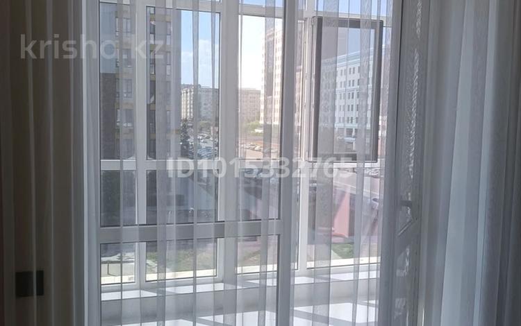1-комнатная квартира · 40 м² · 3/10 этаж, Алихан Бокейхан 7 за 30 000 ₸ в Астане, Есильский р-н — фото 2