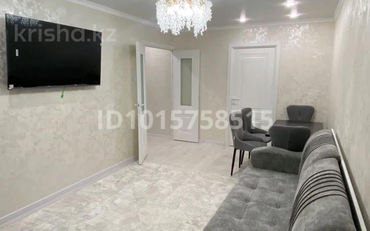 2-комнатная квартира · 50 м² · 2/5 этаж, мкр Каратау 15 — Қобыз, Односторонка за 13 000 ₸ в Таразе — фото 2