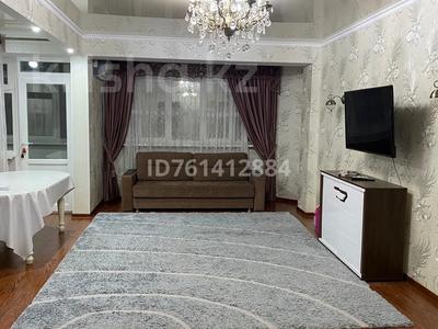 Аренда квартир в Мангистауской обл.: 2-комнатная квартира · 71 м² · 5/16 этаж · помесячно, 17-й мкр 3 за 250 000 〒 2-комнатная квартира · 71 м² · 5/16 этаж · помесячно, 17-й мкр 3 за 250 000 〒 в Актау