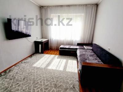 2-комнатная квартира, 60 м², 4/9 этаж, мкр Аксай-2 за 31.9 млн 〒 в Алматы, Ауэзовский р-н