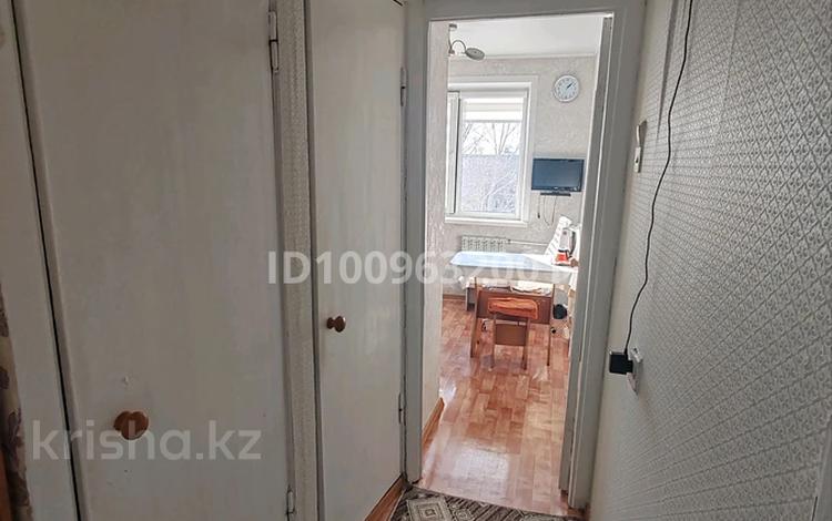 1-бөлмелі пәтер · 32 м² · 5/5 қабат, мкр Юго-Восток, Мкр Юго-восток, Дюсембекова 53 — Орбита, Мечеть Әнет баба, бағасы: 180 000 ₸ в Караганде, Казыбек би р-н — фото 2