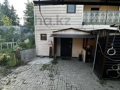 Отдельный дом · 3 комнаты · 135 м², Потанина 276б — 2 1 цена. Платите за один — получаете два. за ~ 82 млн ₸ в Алматы, Турксибский р-н