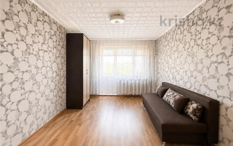 3-бөлмелі пәтер · 62 м² · 5/5 қабат, 15-шағынаудан, бағасы: 10.2 млн ₸ в Караганде, Алихана Бокейханова р-н — фото 7