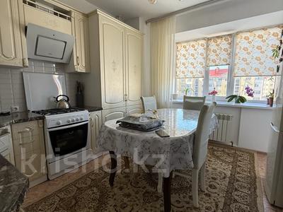 3-бөлмелі пәтер · 75 м² · 4/5 қабат, Алтын орда ш/а., бағасы: 33 млн ₸ в Актобе, мкр. Алтын орда