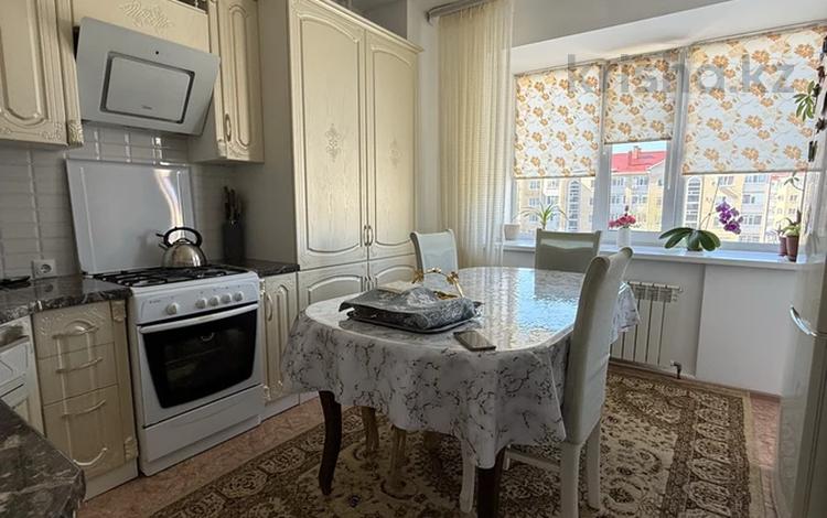 3-бөлмелі пәтер · 75 м² · 4/5 қабат, Алтын орда ш/а., бағасы: 33 млн ₸ в Актобе, мкр. Алтын орда — фото 2