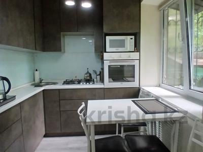 3-комнатная квартира · 60 м² · 1/4 этаж, мкр №6 за 37 млн ₸ в Алматы, Ауэзовский р-н