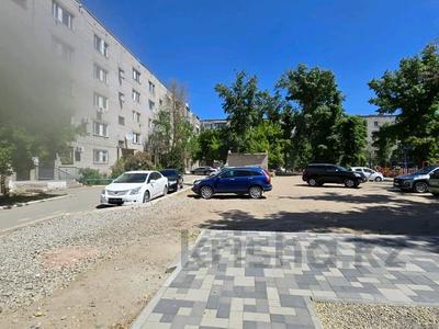 3-комнатная квартира · 60 м² · 4/5 этаж, ул. Победы 13 за 30 млн ₸ в Семее, Красный Кордон