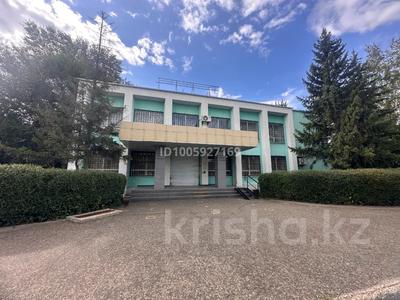 Свободное назначение, офисы, магазины и бутики, склады, общепит, медцентры и аптеки, кабинеты и рабочие места · 1000 м² за 5.9 млн 〒 в Усть-Каменогорске