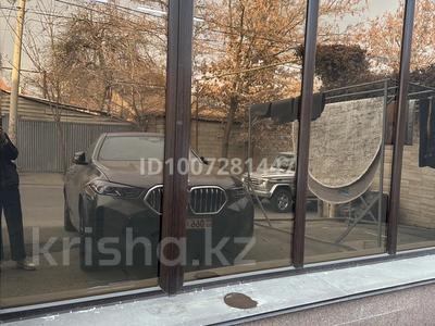 Свободное назначение, офисы, магазины и бутики, склады, азс, автосервисы и автомойки, общепит, салоны красоты, медцентры и аптеки, развлечения, кабинеты и рабочие места, студии · 40 м² за 500 000 〒 в Алматы, Бостандыкский р-н