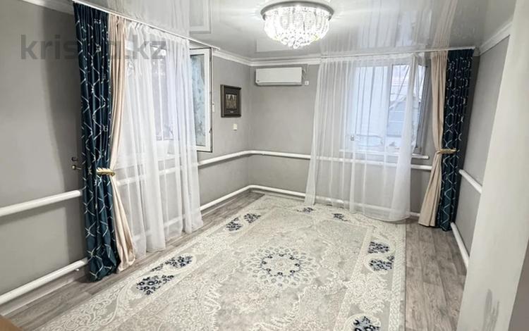 3-комнатная квартира · 52 м² · 2/2 этаж, Дамбовый тупик за 9.6 млн ₸ в Уральске — фото 2