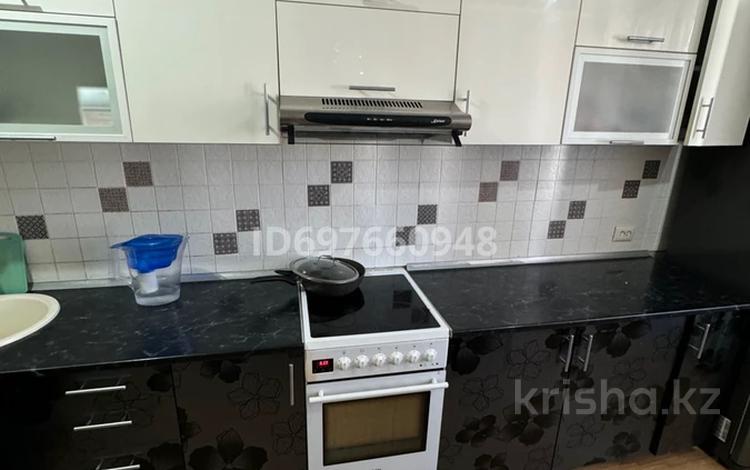 4-бөлмелі пәтер · 80 м² · 5/5 қабат, Кабанбай батыра 95, бағасы: 39 млн ₸ в Усть-Каменогорске, Ульбинский — фото 28