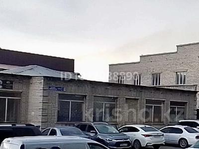 Кеңселер, дүкендер мен бутиктер, қоймалар · 1200 м², бағасы: 600 млн ₸ в Семее