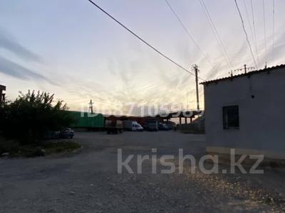 Өнеркәсіптік база · 30 сотық, Абылайхан рка, бағасы: 120 млн 〒 в Туркестане